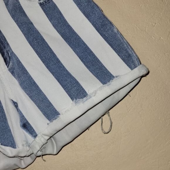 Vintage 90s PacSun Junior's Size 27 Retro Cut off Denim Shorts Mom Jean Striped - Picture 6 of 10